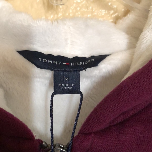 Tommy Hilfiger faux fur hoodie. - Picture 6 of 11